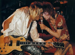 David Bowie Mick Ronson Onstage 005