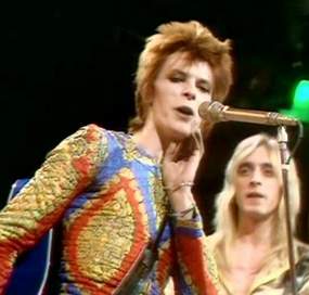 David Bowie Starman Top of the Pops 5